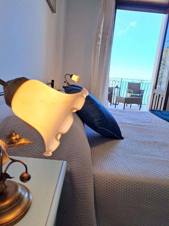 Tao Charming Apartment Taormina Exterior photo